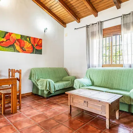 Semesterbostad Cozy In With Kitchen Conil De La Frontera